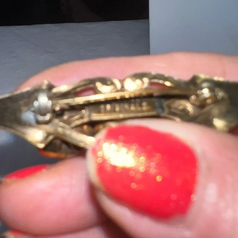 Paul‎ Sargent Originals Vintage Gold Tone And Faux Pearl Brooch
